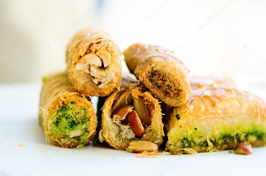 Baklava Süßspeisen Mix 200g – Dessertauswahl